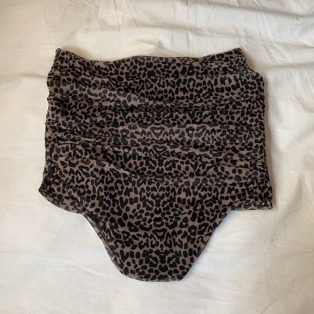 Edikted cheetah print corset